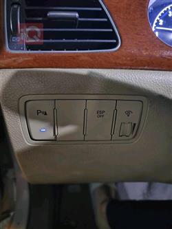 هیوندای جێنسس